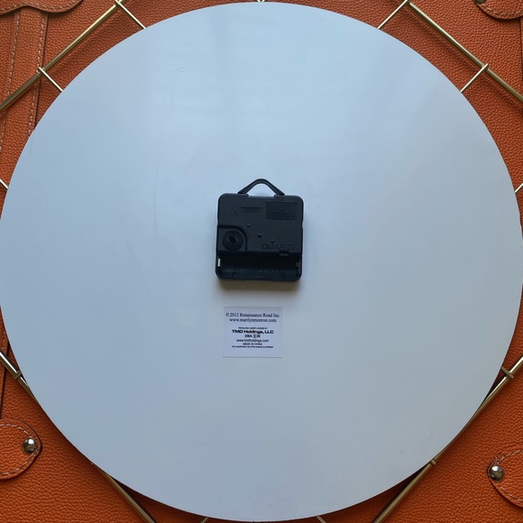 Marilyn Monroe wall clock!! - Picture 2 of 2